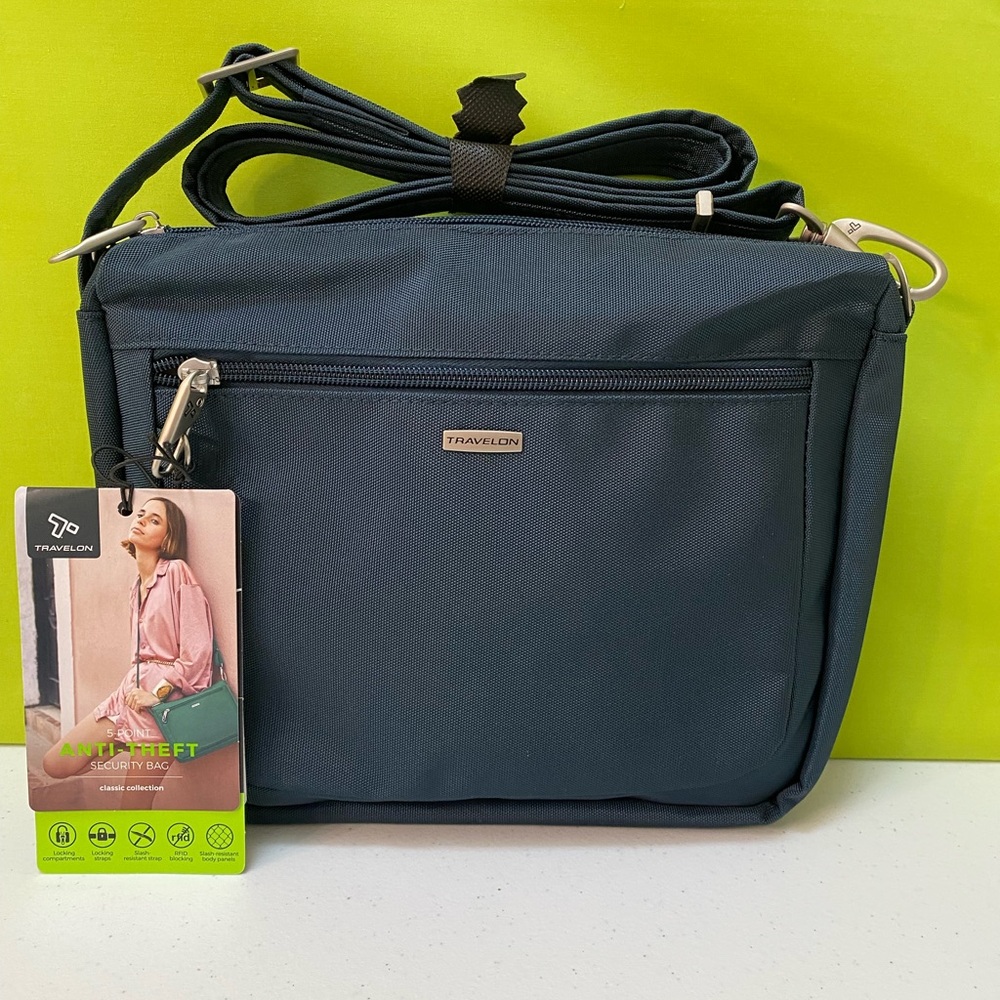 Travelon Classic East/West Anti-Theft Crossbody